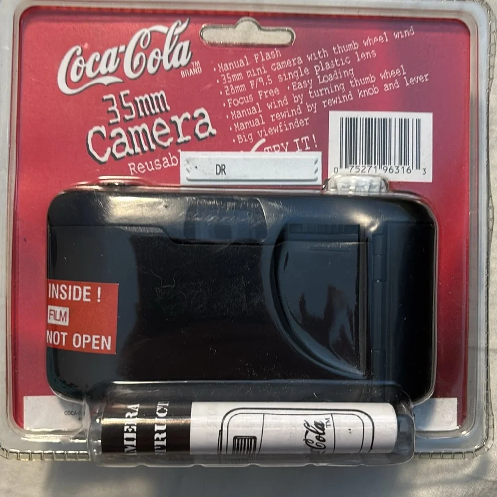 New unopened vintage caca cola camera